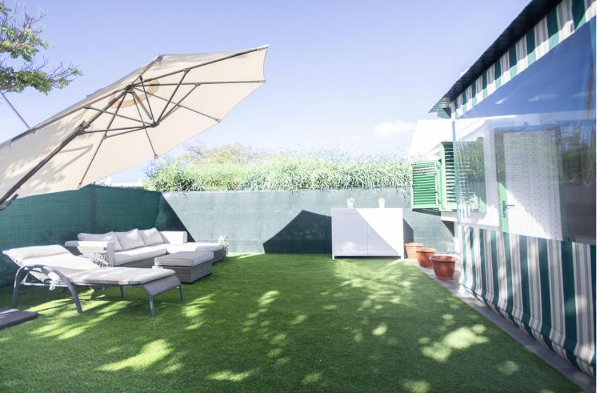 Charming With Private Garden Casa de vacances