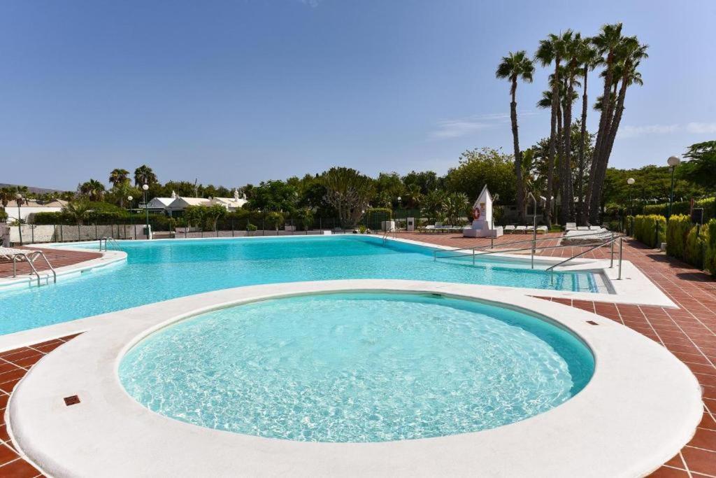 Casa de vacances Charming With Private Garden *